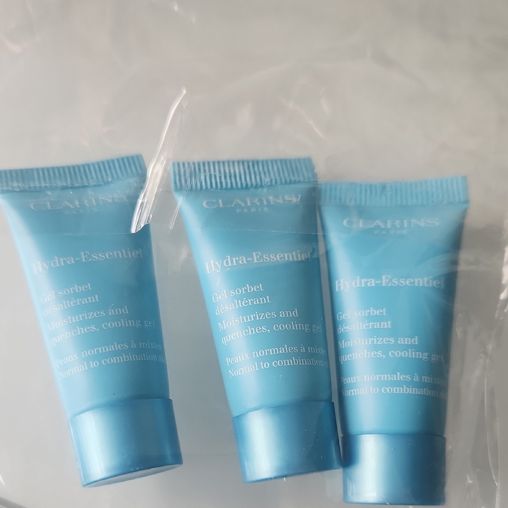 Clarins Hydra-Essentiel Cooling Gel Trio